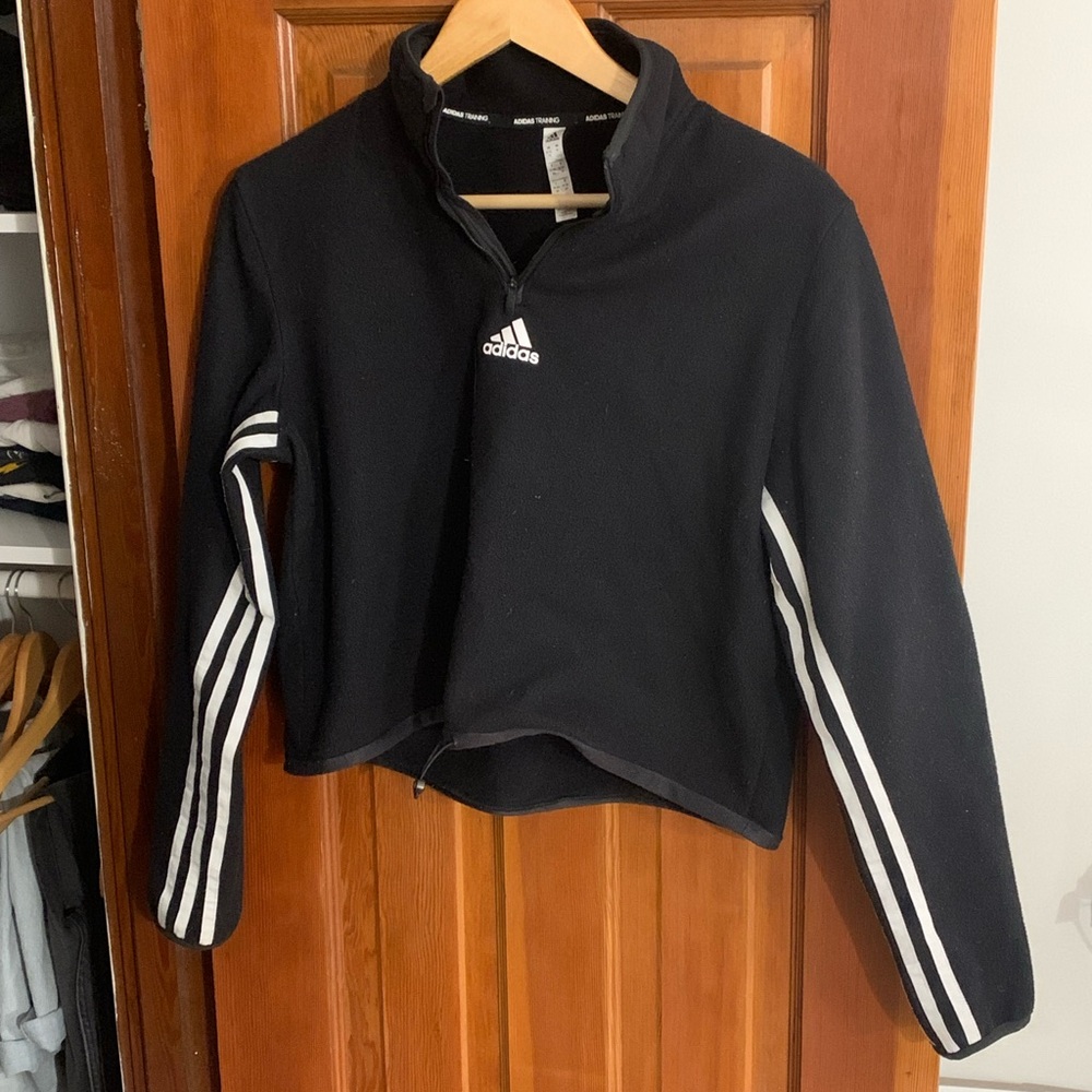 Adidas fleece cropped 1/4 zip sweater sized medium